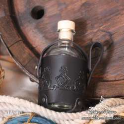 Small glass bottle with 3 potions carved leather belt holder