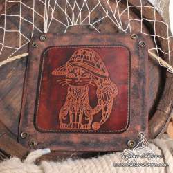 Magical cat dice tray